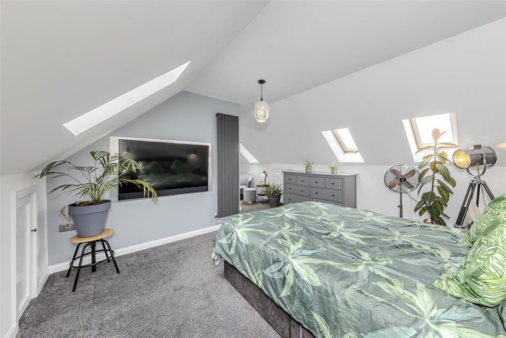 Meadow Close, Leek, Staffordshire, ST13 5TX