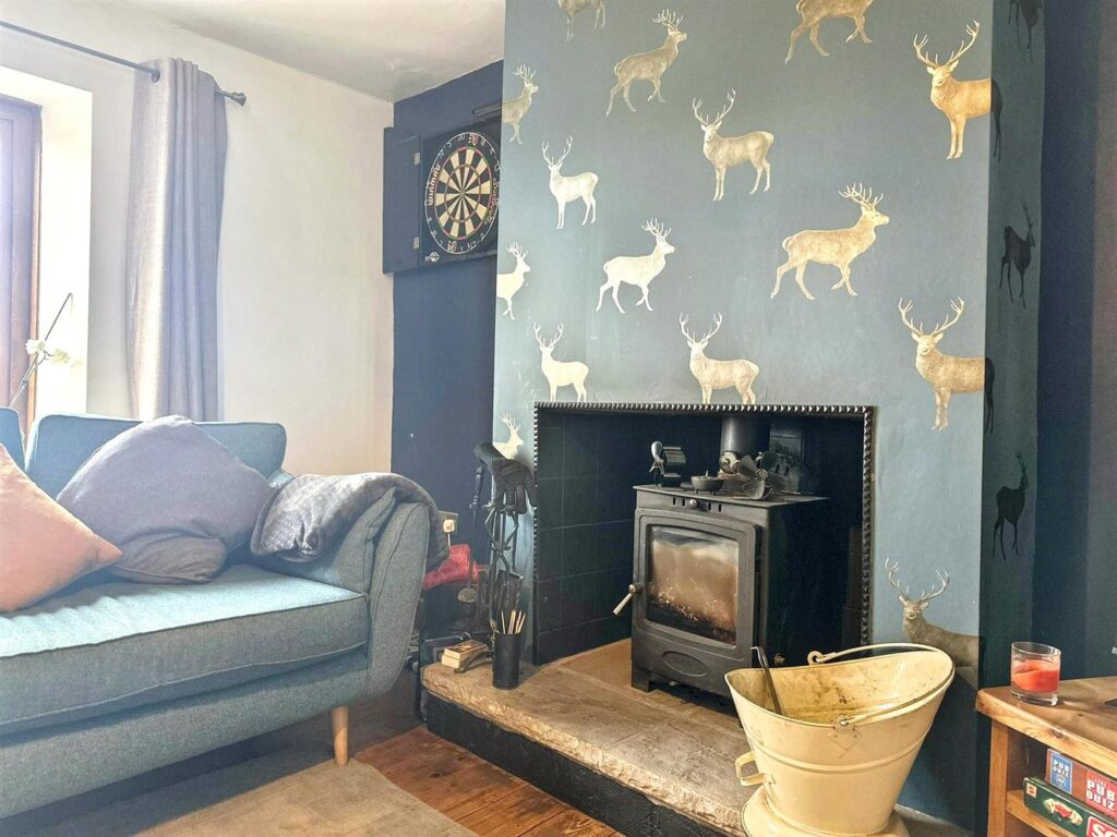 Cheadle Road, Wetley Rocks, Staffordshire, ST9 0BA