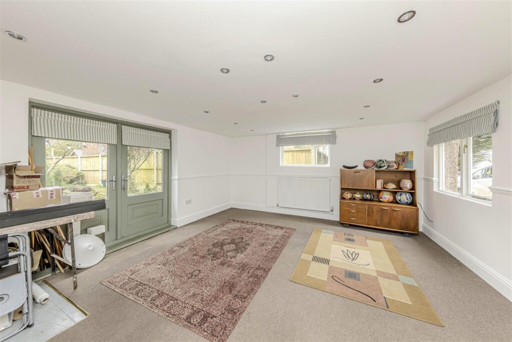 Leek Road, Longsdon, Staffordshire, ST9 9QF