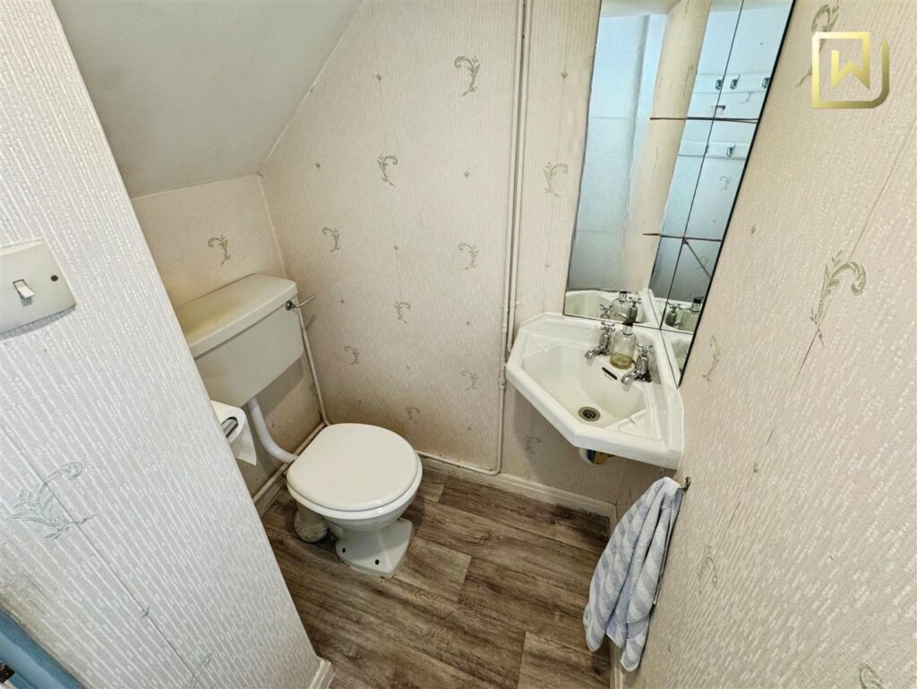 Ladderedge, Leek, Staffordshire, ST13 7AE