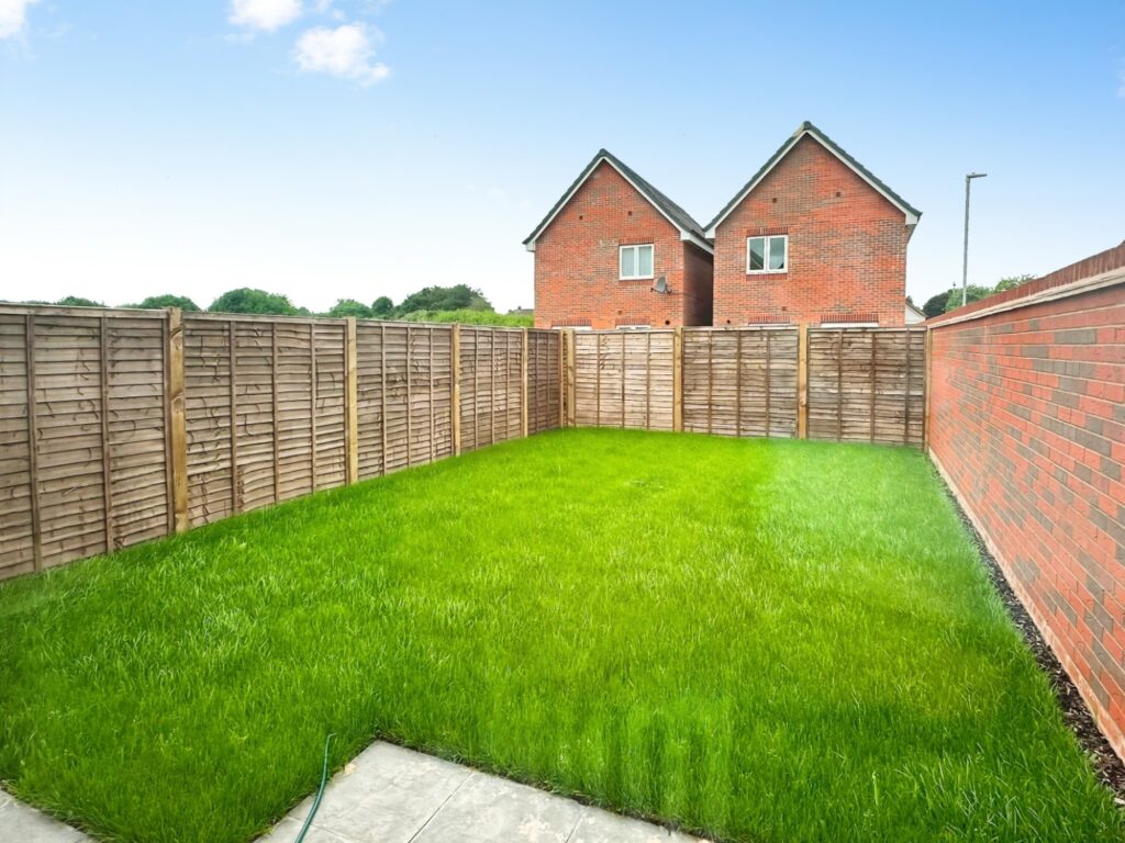 The Crescent, Stoke on Trent, ST3 6HR