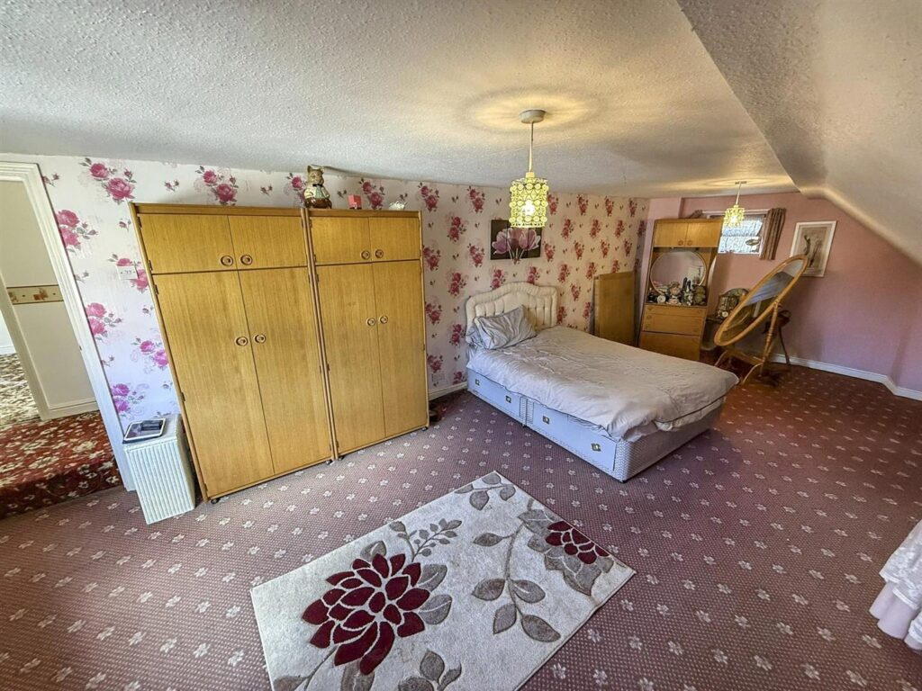 John Street, Leek, ST13 8BL