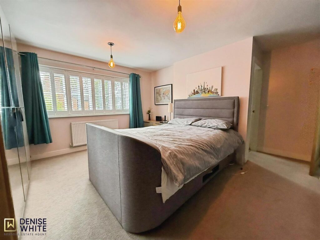 The Oaks, Cheadle Road, Cheddleton, Leek, Staffordshire,ST13 7BH