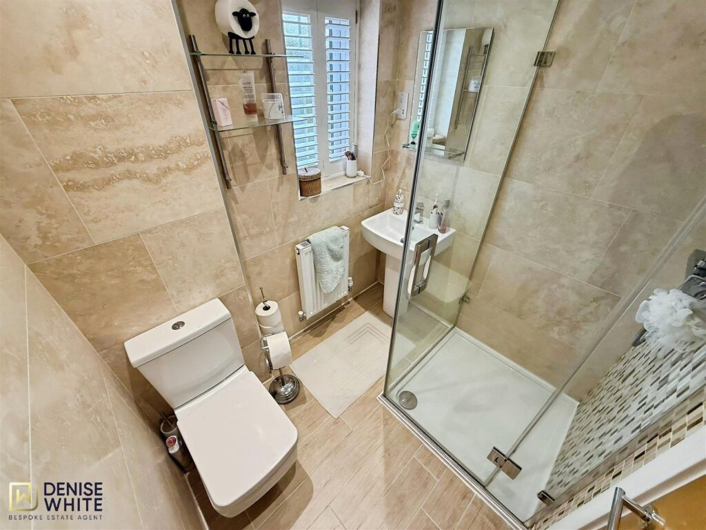 The Oaks, Cheadle Road, Cheddleton, Leek, Staffordshire,ST13 7BH