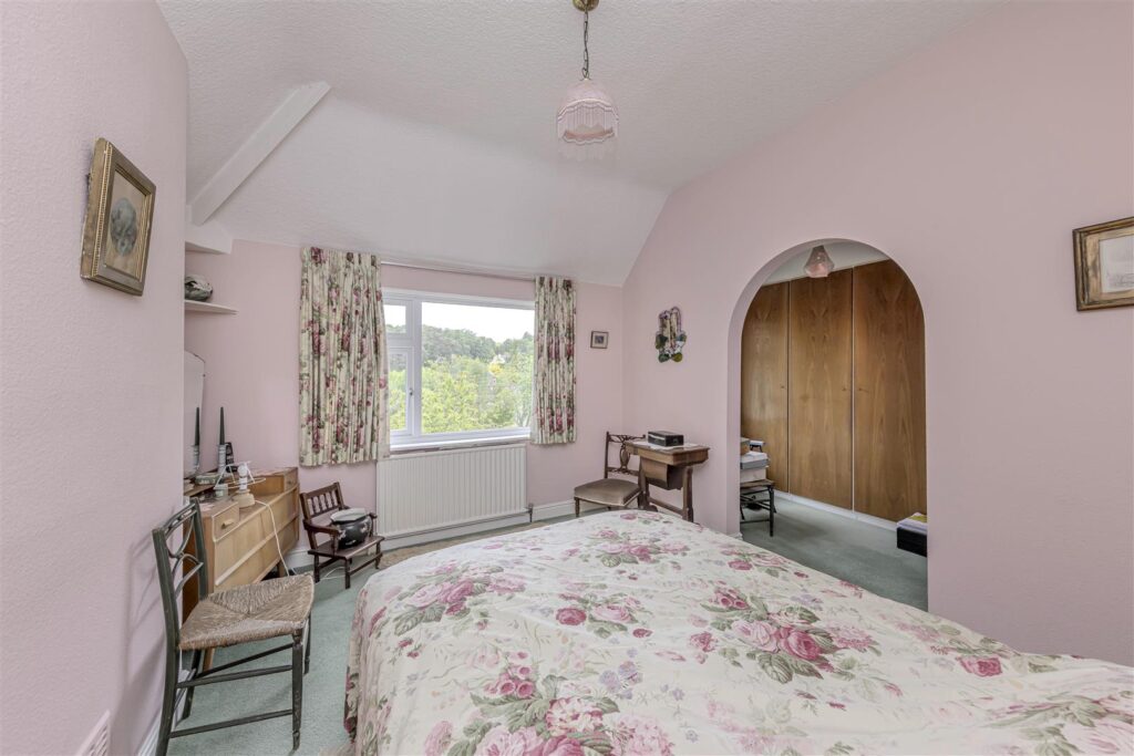 Sutherland Road, Longsdon, Staffordshire, ST9 9QD