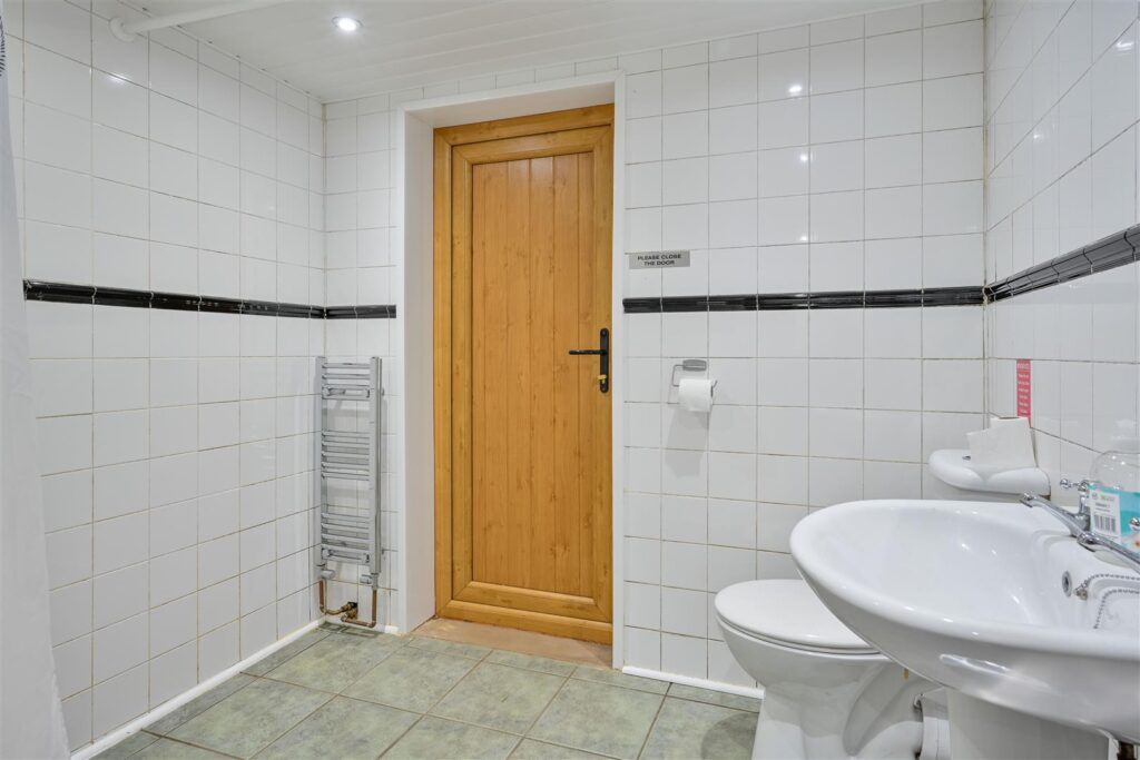 Bottomhouse, Nr. Leek, Staffordshire, ST13 7PA
