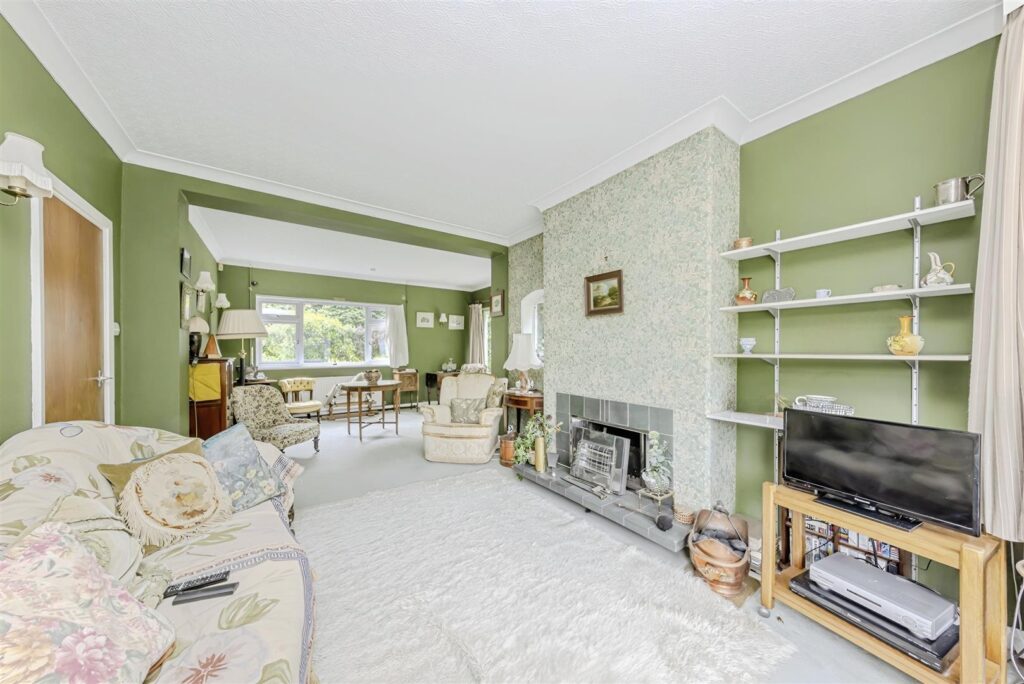 Sutherland Road, Longsdon, Staffordshire, ST9 9QD