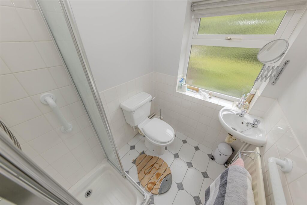 Sutherland Road, Longsdon, Staffordshire, ST9 9QD