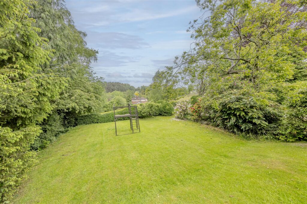 Sutherland Road, Longsdon, Staffordshire, ST9 9QD