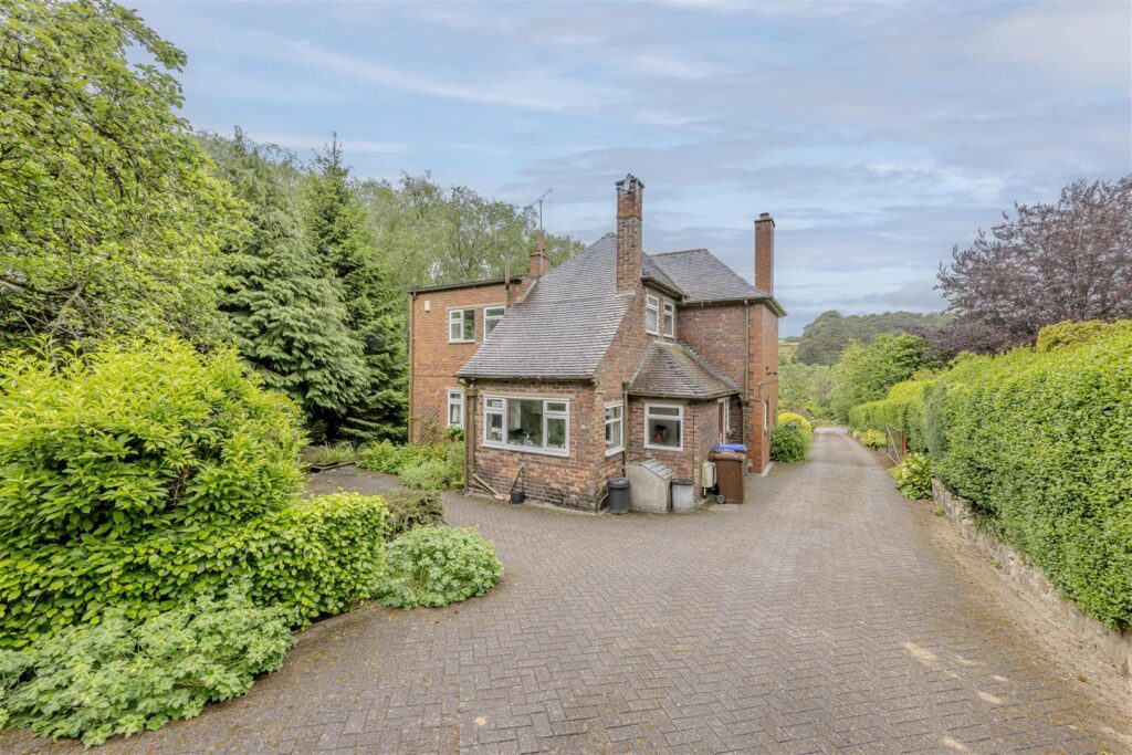 Sutherland Road, Longsdon, Staffordshire, ST9 9QD