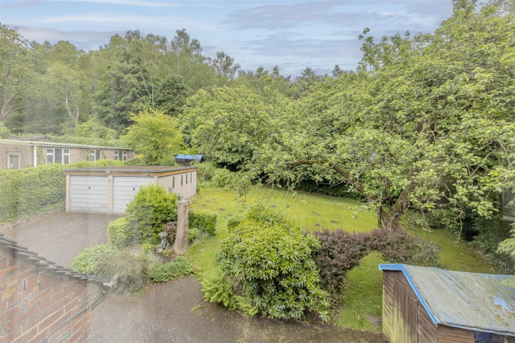Sutherland Road, Longsdon, Staffordshire, ST9 9QD