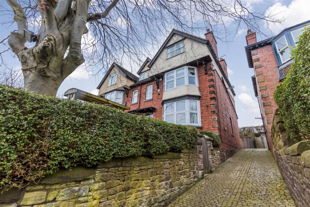 Spencer Avenue, Leek, Staffordshire, ST13 5PA