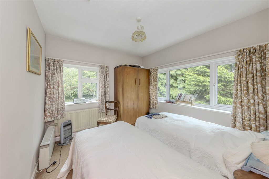 Sutherland Road, Longsdon, Staffordshire, ST9 9QD