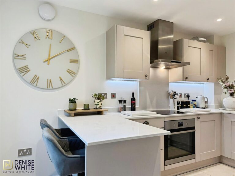 Rookery Close, Upper Tean, Staffordshire, ST10 4FS