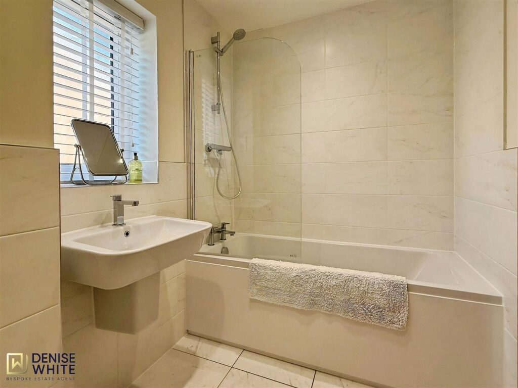 Rookery Close, Upper Tean, Staffordshire, ST10 4FS
