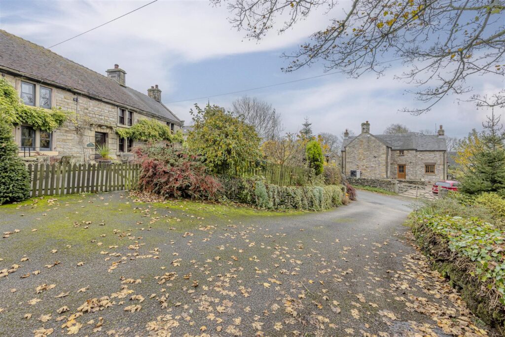 Butterton, Staffordshire, ST13 7SY