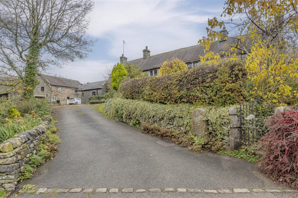Butterton, Staffordshire, ST13 7SY
