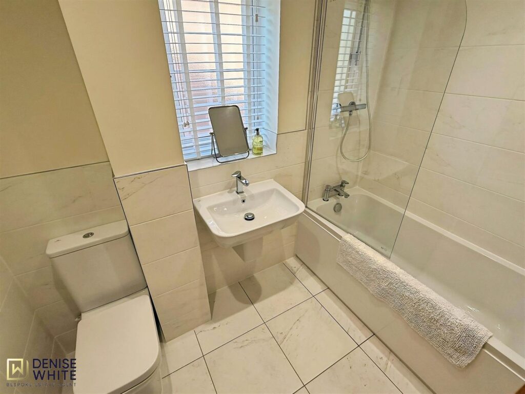 Rookery Close, Upper Tean, Staffordshire, ST10 4FS