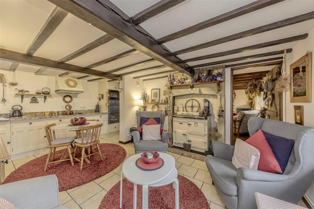 Butterton, Staffordshire, ST13 7SY