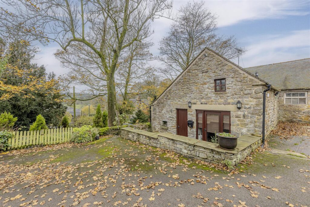 Butterton, Staffordshire, ST13 7SY