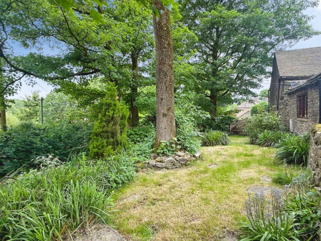 Butterton, Staffordshire, ST13 7SY