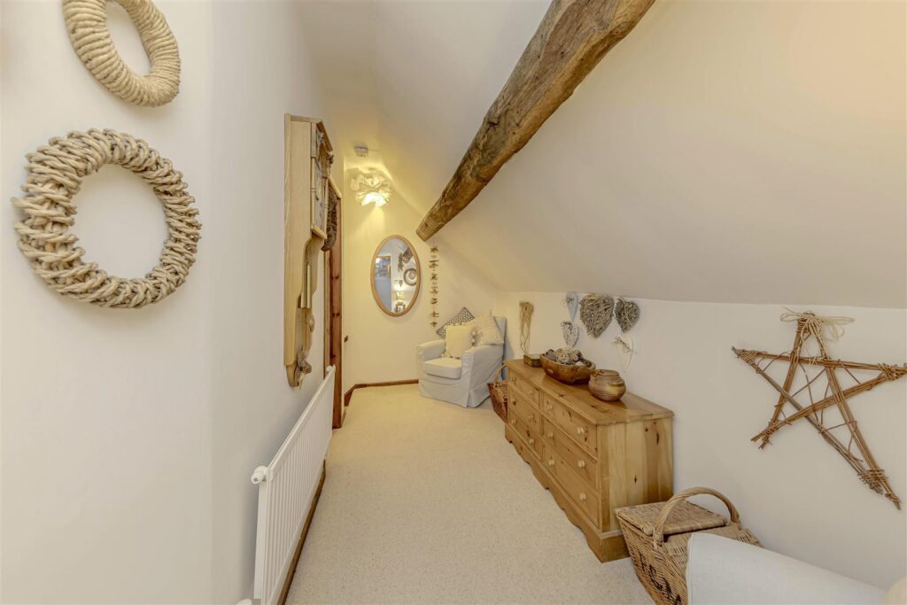Butterton, Staffordshire, ST13 7SY