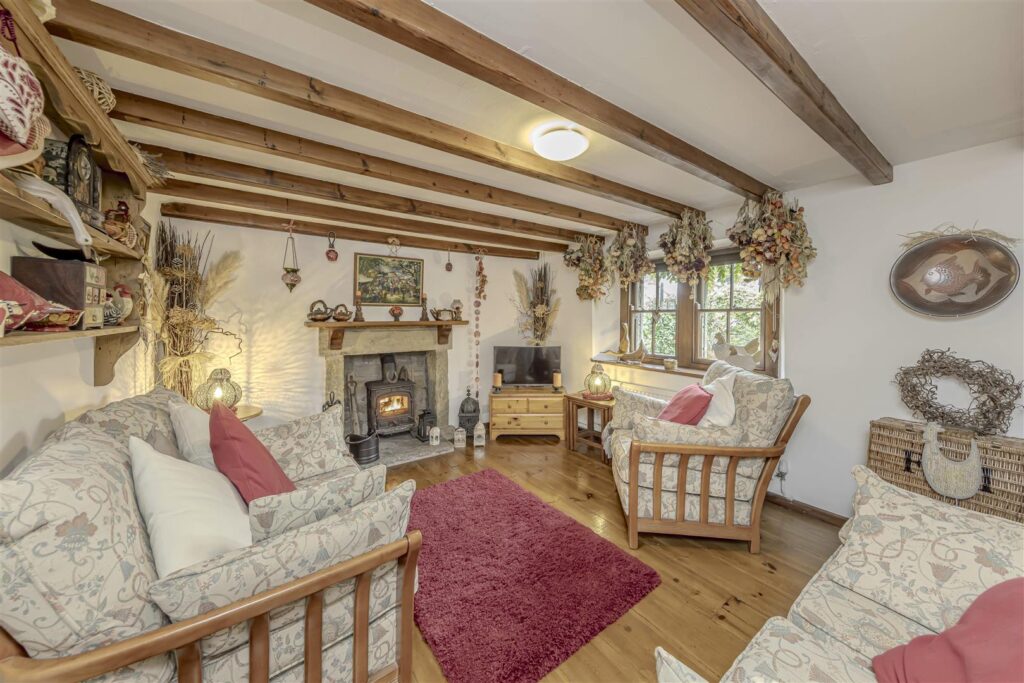 Butterton, Staffordshire, ST13 7SY