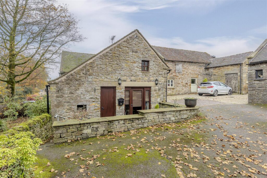 Butterton, Staffordshire, ST13 7SY