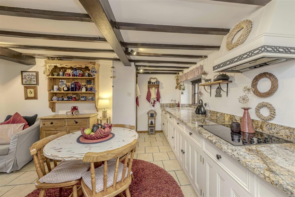 Butterton, Staffordshire, ST13 7SY