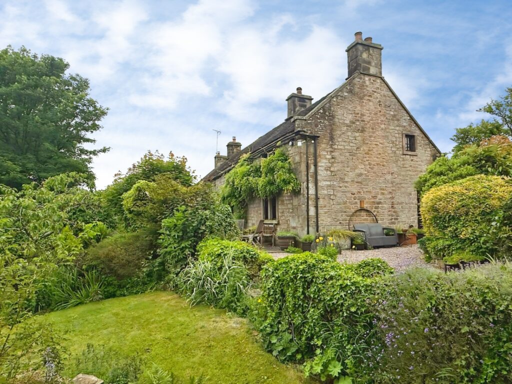 Butterton, Staffordshire, ST13 7SY