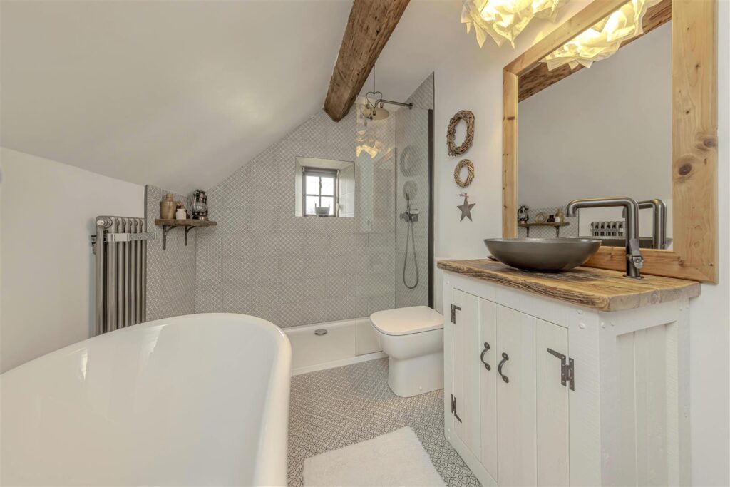 Butterton, Staffordshire, ST13 7SY