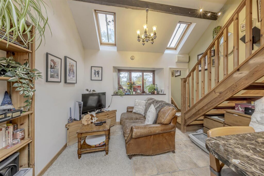 Butterton, Staffordshire, ST13 7SY