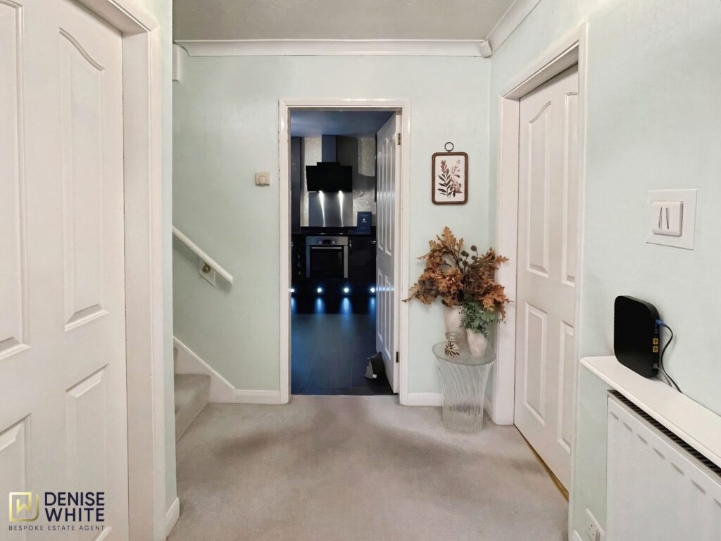 Coalport Close, Cheadle, Staffordshire, ST10 1DS