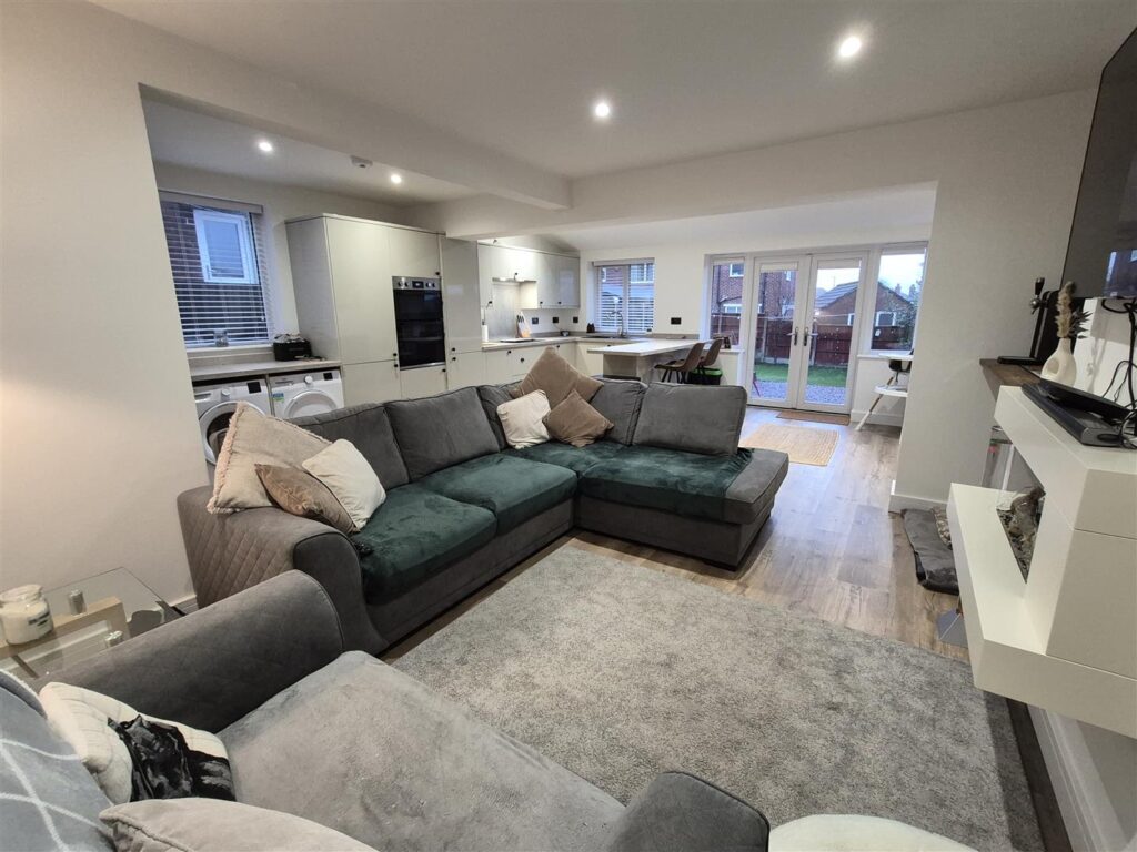 Horton Drive, Weston Coyney, Stoke-on-Trent, ST3 5HG