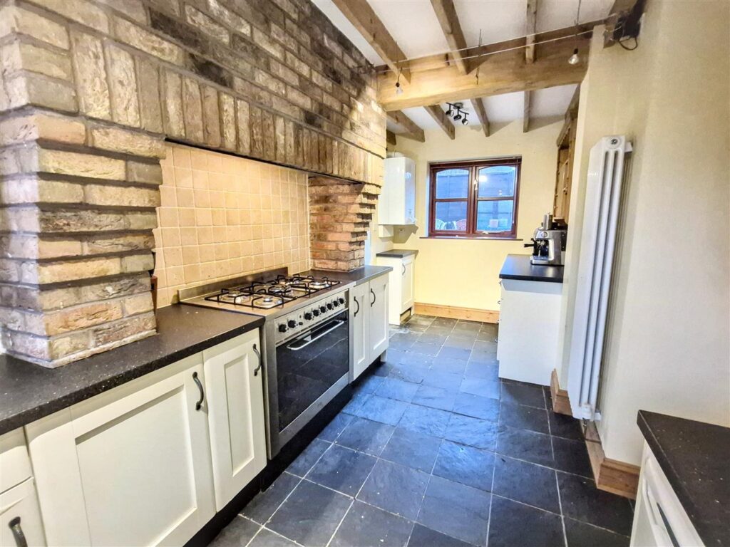 Lake Road, Rudyard, Staffordshire, ST13 8RN