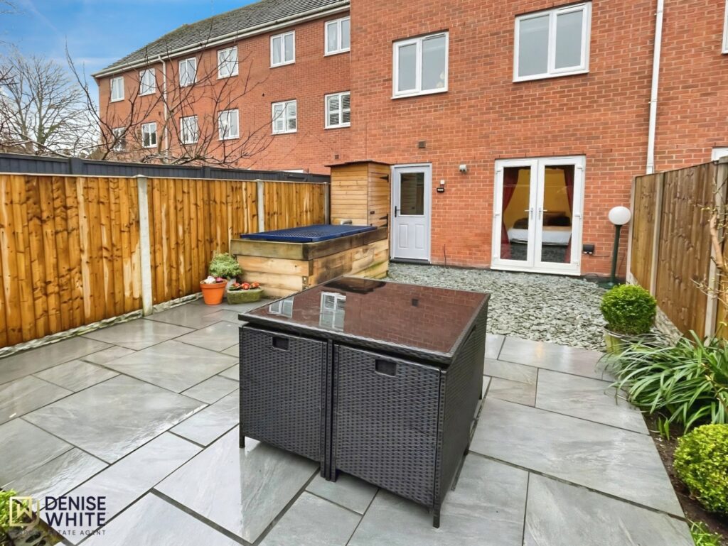 Hayeswood Grove, Norton Heights, Stoke-On-Trent, ST6 8GG