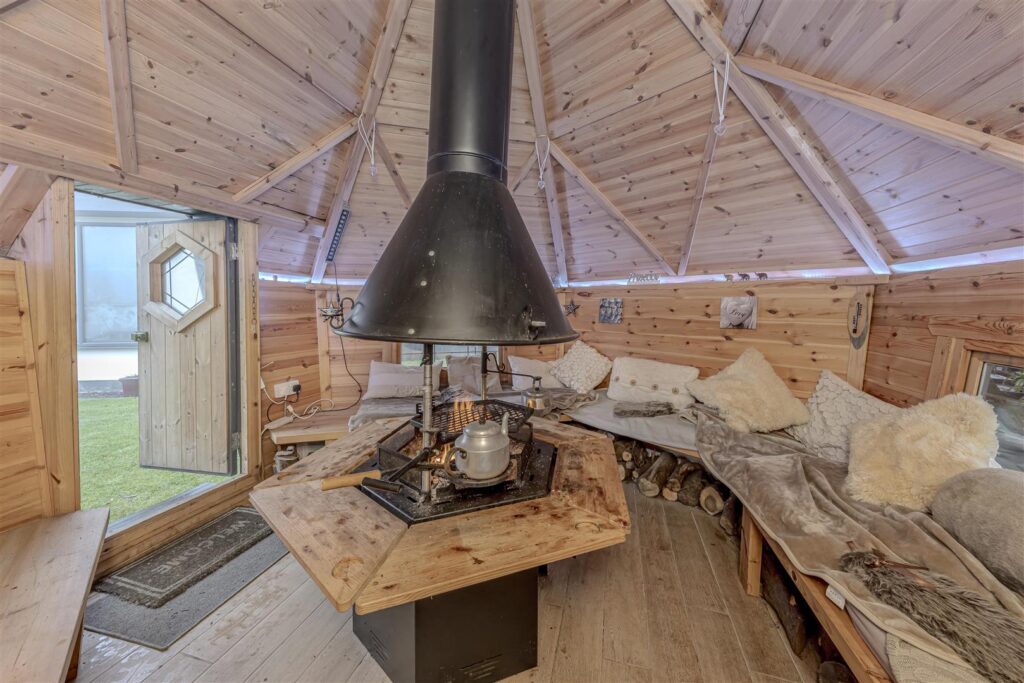 Windmill Hill, Rough Close, Staffordshire, ST3 7PJ