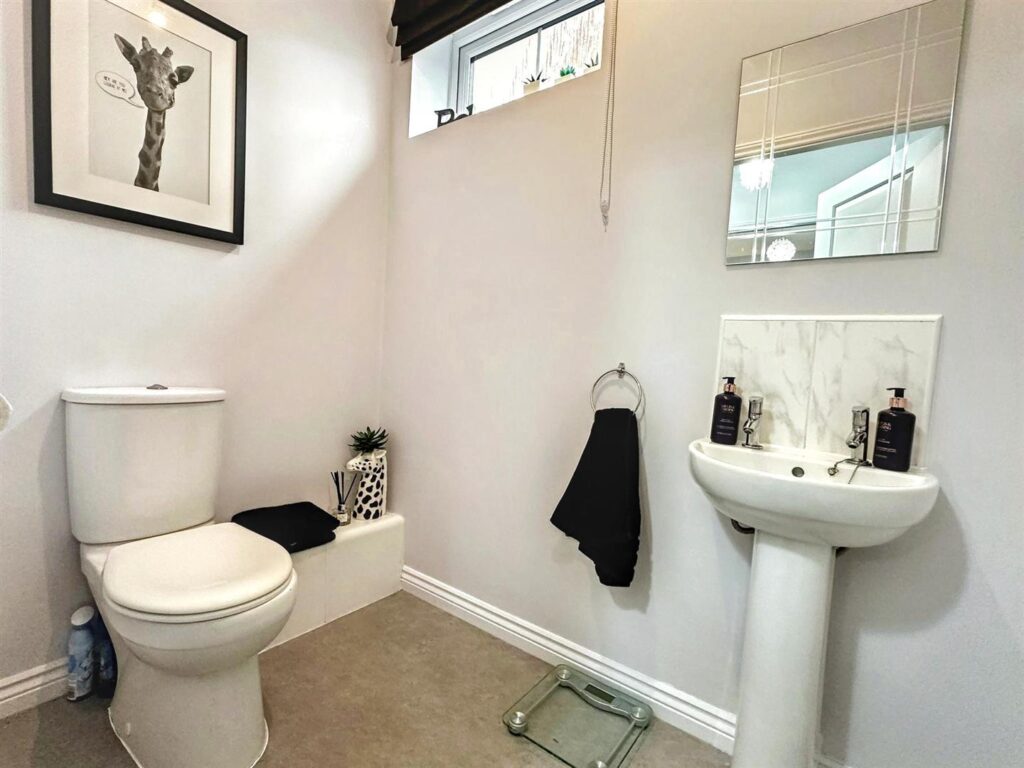 Butters Court, Silverdale, Newcastle Under Lyme, ST5 6SU