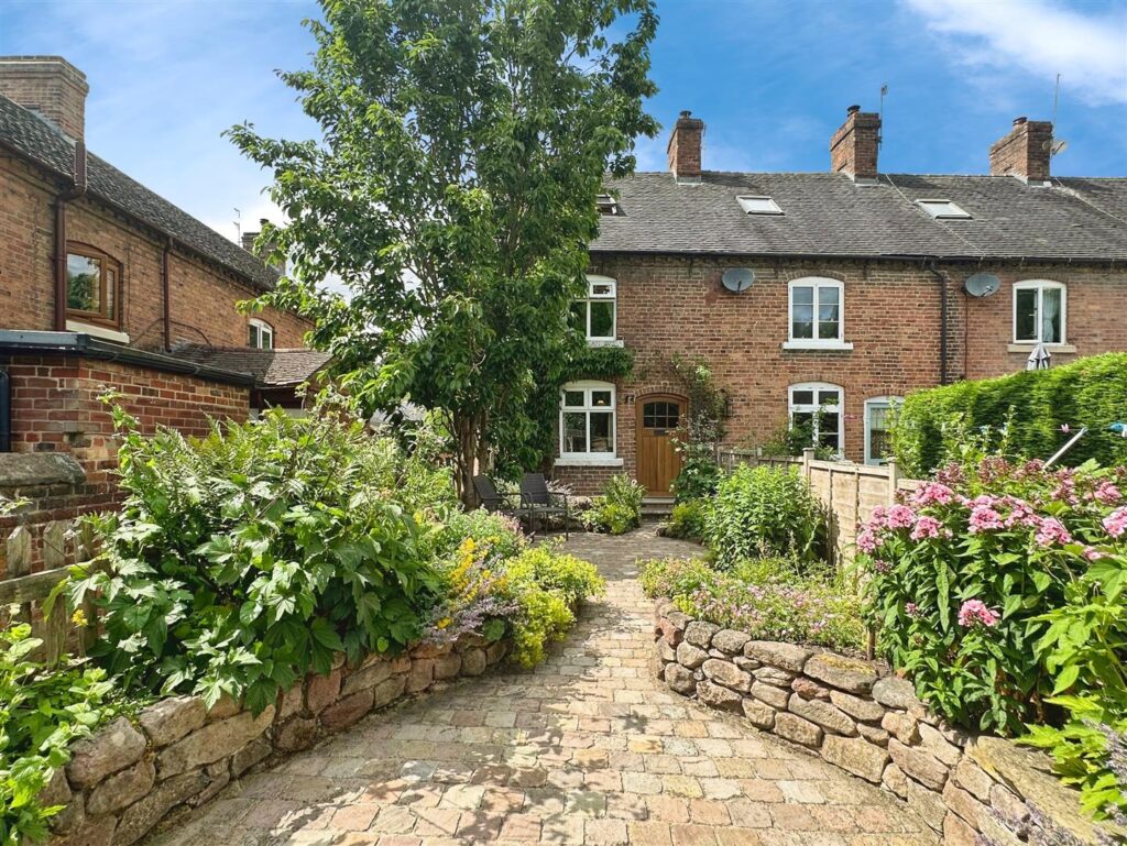 The Square, Oakamoor, Stoke-On-Trent, ST10 3AB