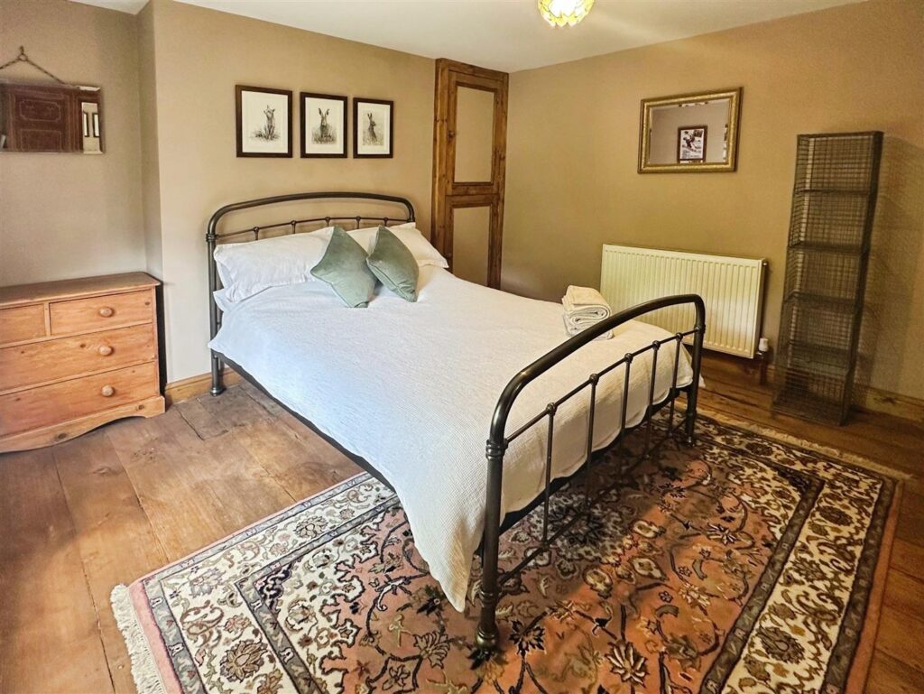 The Square, Oakamoor, Stoke-On-Trent, ST10 3AB