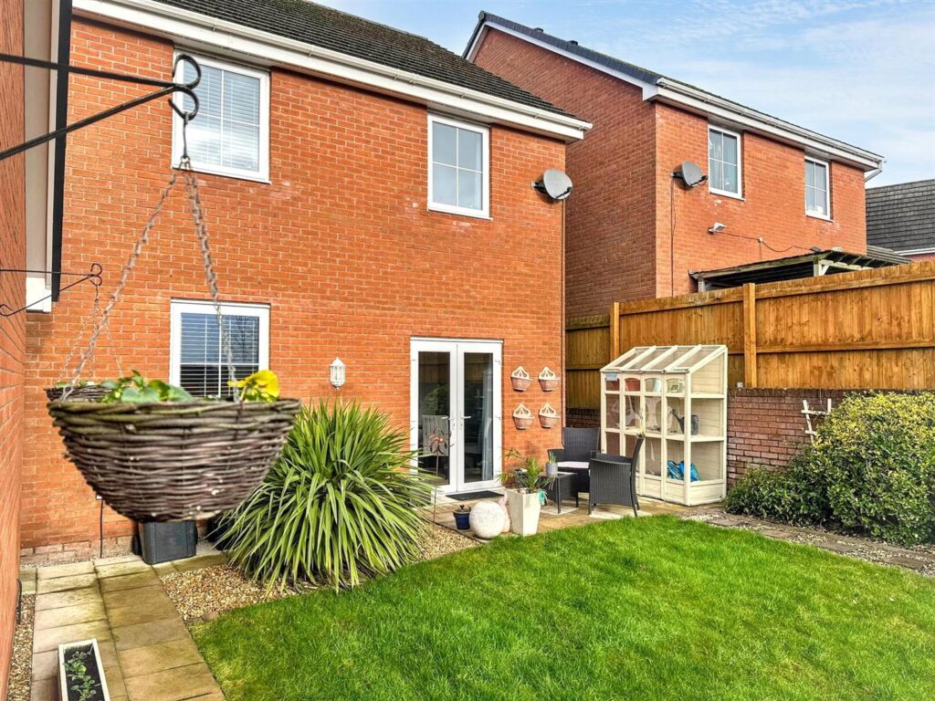 Butters Court, Silverdale, Newcastle Under Lyme, ST5 6SU
