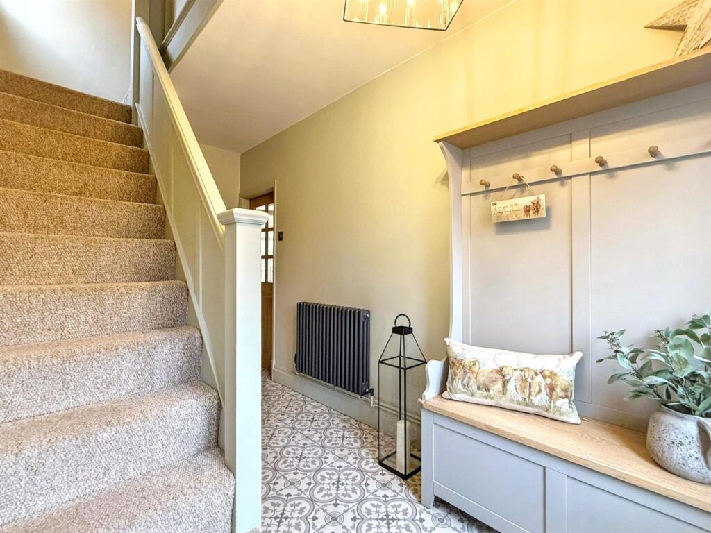 Eversley Avenue, Leek, Staffordshire, ST13 5HS
