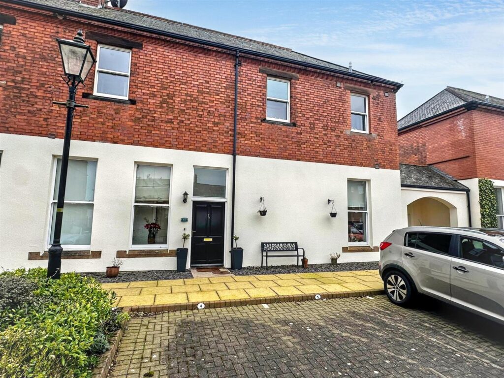Willow Drive, Cheddleton, Staffordshire, ST13 7FD