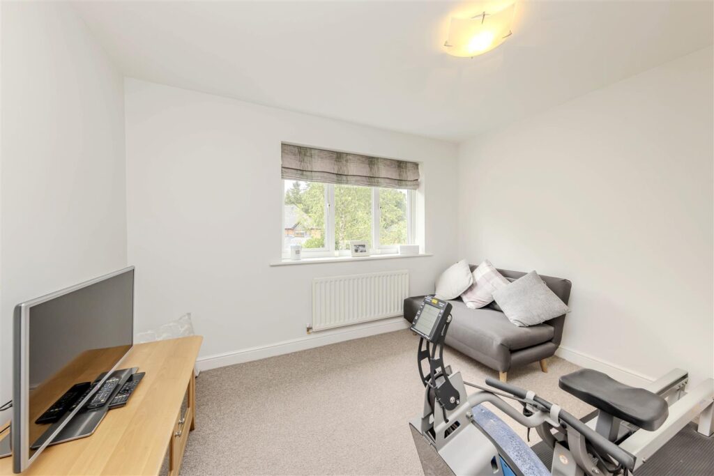East Drive, Cheddleton, Staffordshire, ST13 7DN