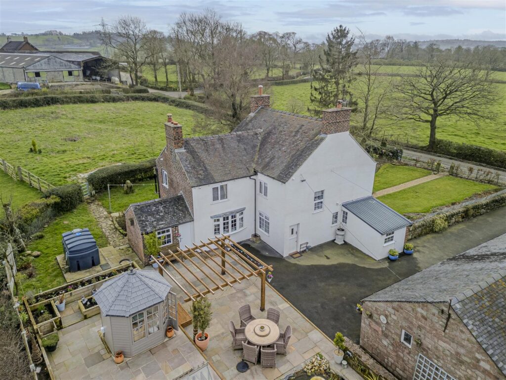 Gratton Hall Lane, Endon, Staffordshire, ST9 9AL