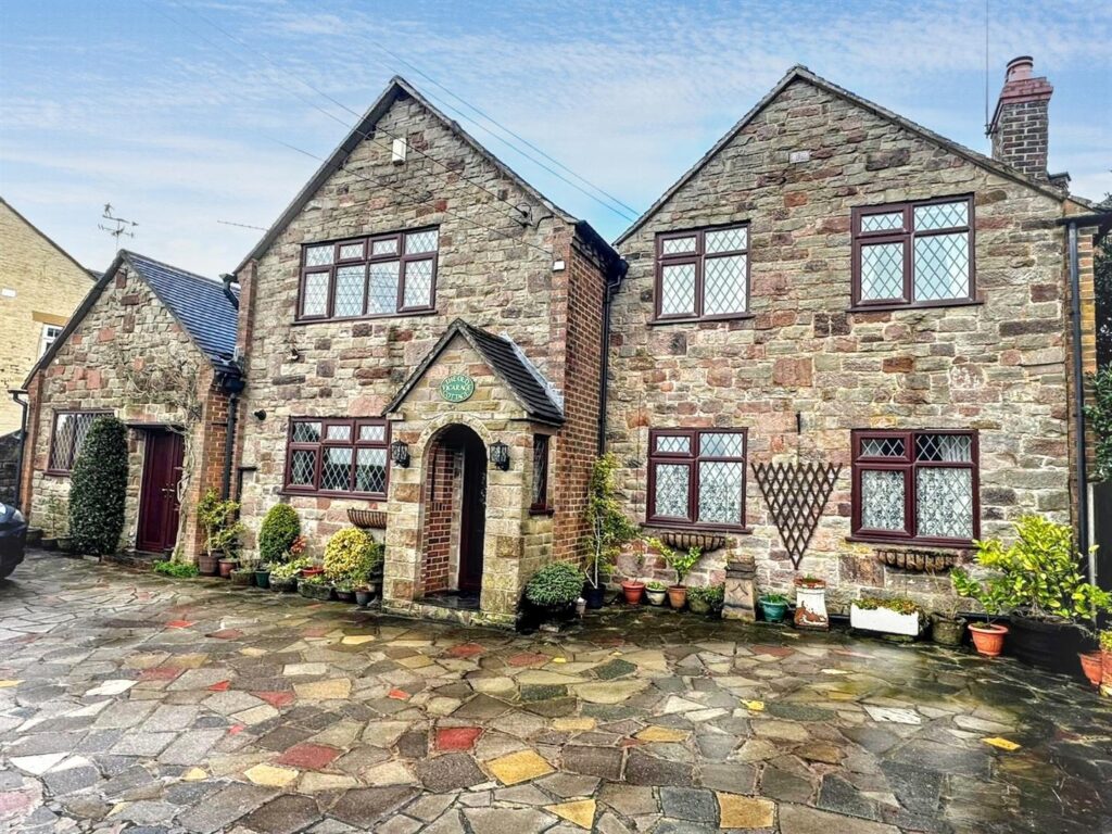 Leek Road, Wetley Rocks, Staffordshire, ST9 0AP