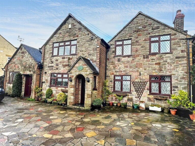 Leek Road, Wetley Rocks, Staffordshire, ST9 0AP