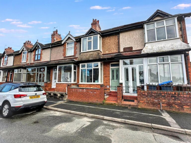 Shirley Street, Leek, Staffordshire, ST13 8BG