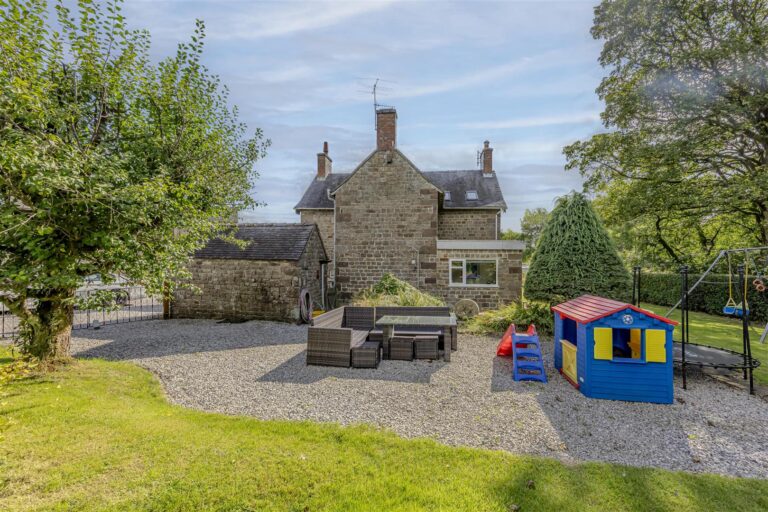 Mill House, Winkhill, Staffordshire, ST13 7PP
