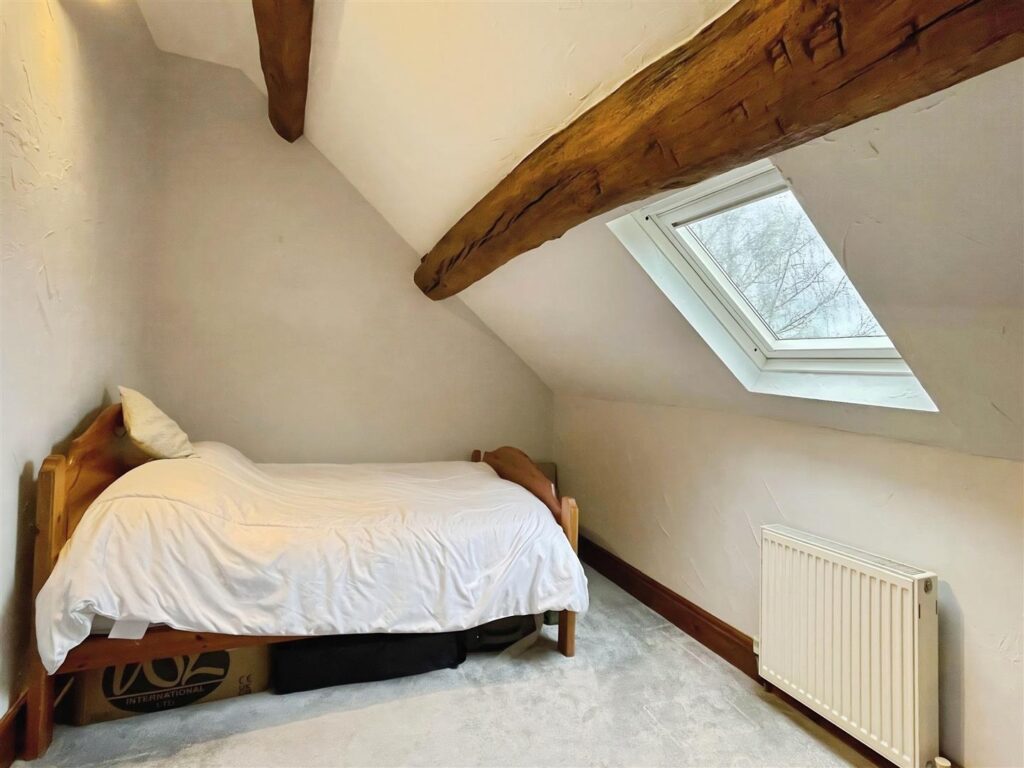 Hurds Hollow, Matlock, Derbyshire, DE4 3JZ